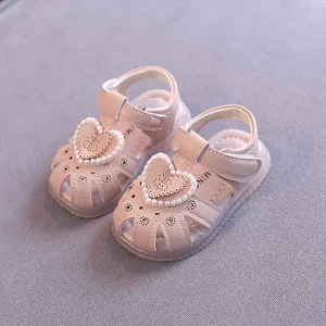 Sandales coeur pour bébé