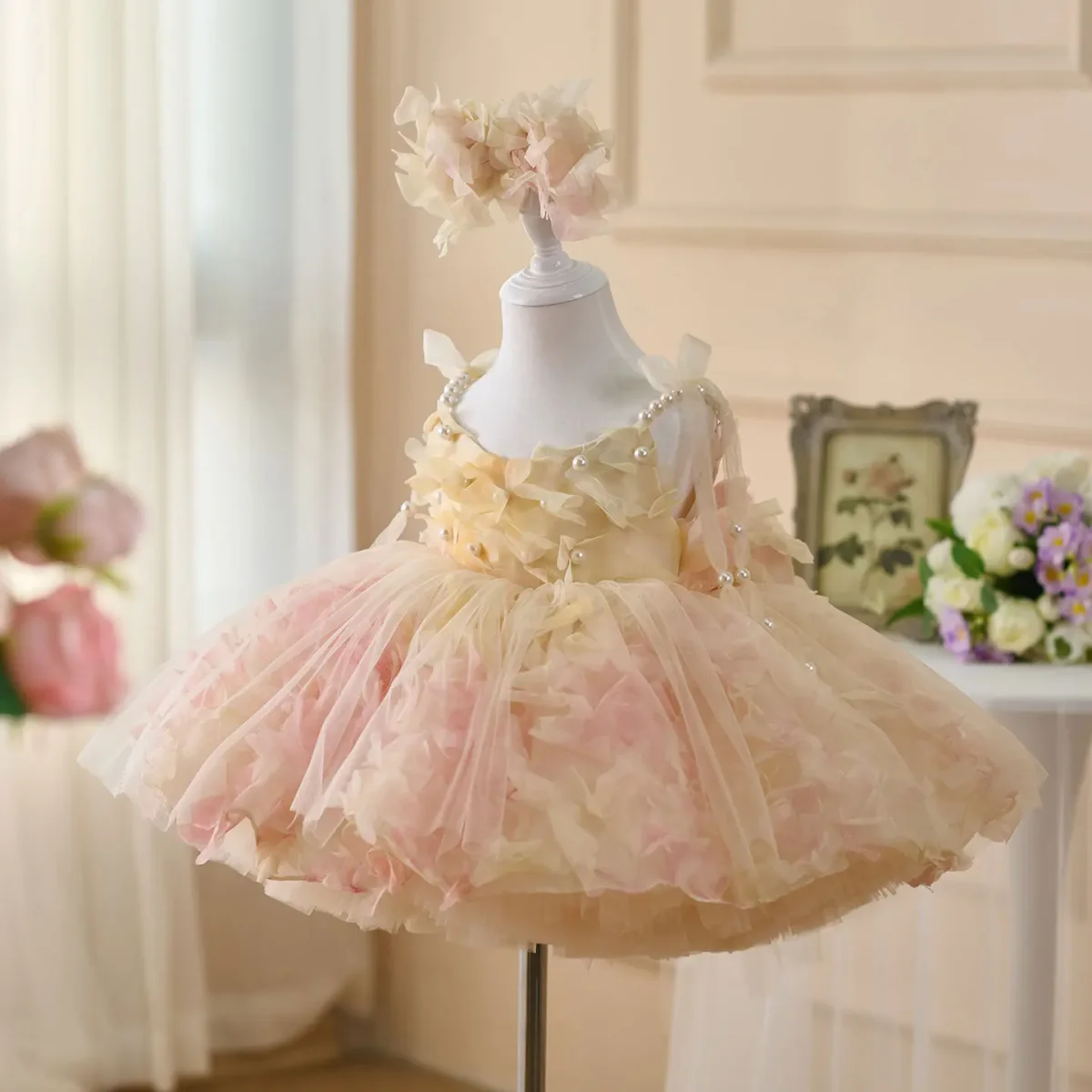 Robe de princesse fille - Fleurs et perles – Image 9